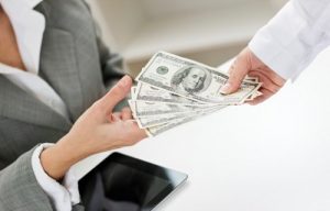 Modelos de carta de solicitud de reembolso o devolución